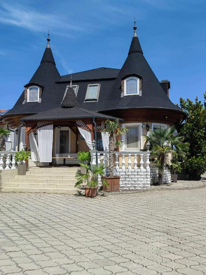 Kastely Villa Keszthely Eksteriør bilde
